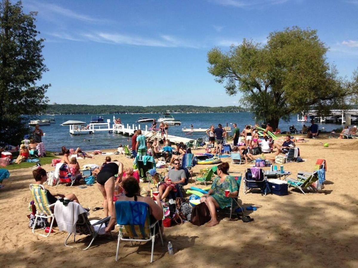 Early Check In- Late Check Out Free Day! Vila Lake Geneva Exterior foto