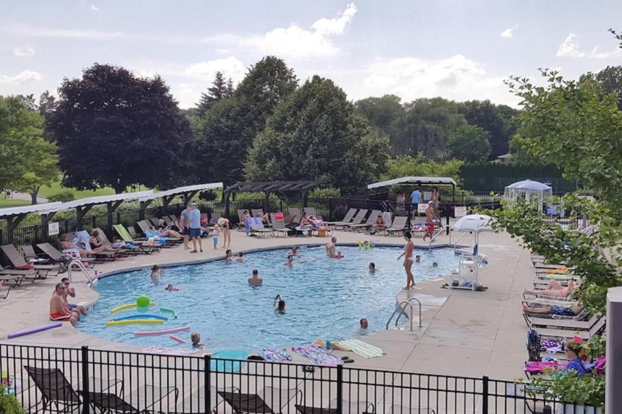 Early Check In- Late Check Out Free Day! Vila Lake Geneva Exterior foto